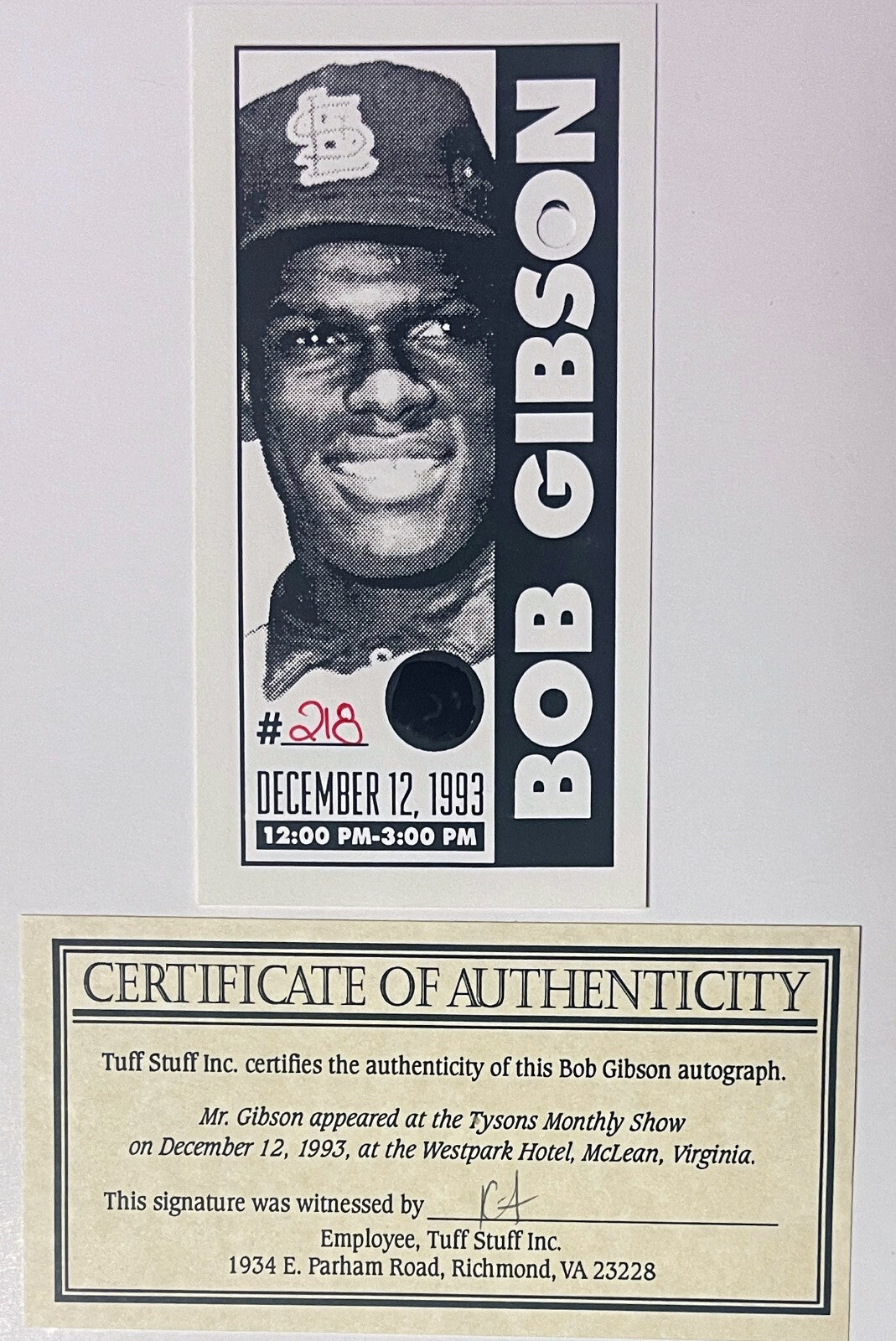 Bob Gibson signed St. Louis Cardinals 8x10 Photo- Tuff Stuff COA/Show Ticket