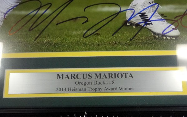 Marcus Mariota Signed Framed 16x20 Photo Oregon Ducks MM Holo