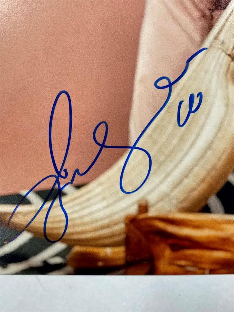 Alexis Vega signed Mexico 11x14 photo autograph Guadalajara ~ Beckett BAS