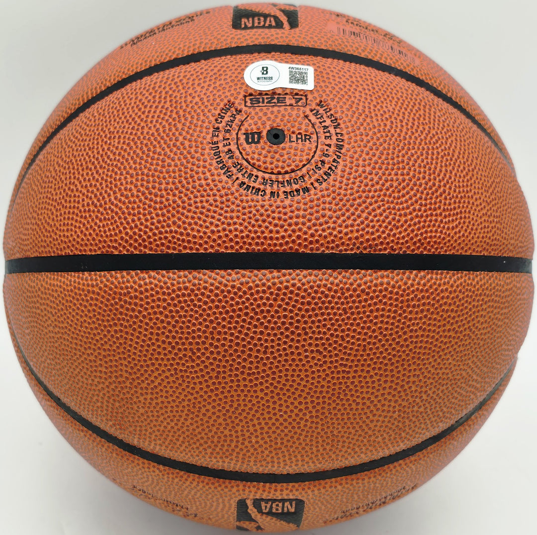 Dennis Rodman Auto Authentic Indoor/Outdoor Basketball Bulls "HOF 2011" Beckett