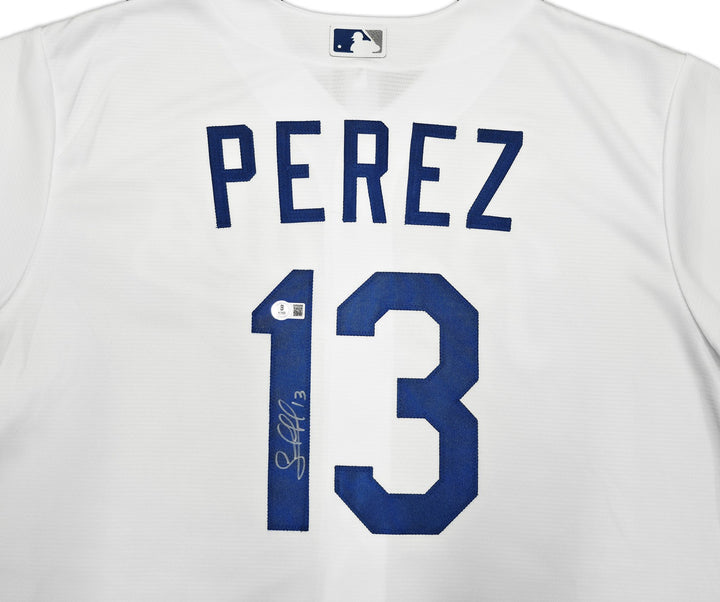 Kansas City Royals Salvador Perez Signed White Nike Jersey Size XL Beckett Wit