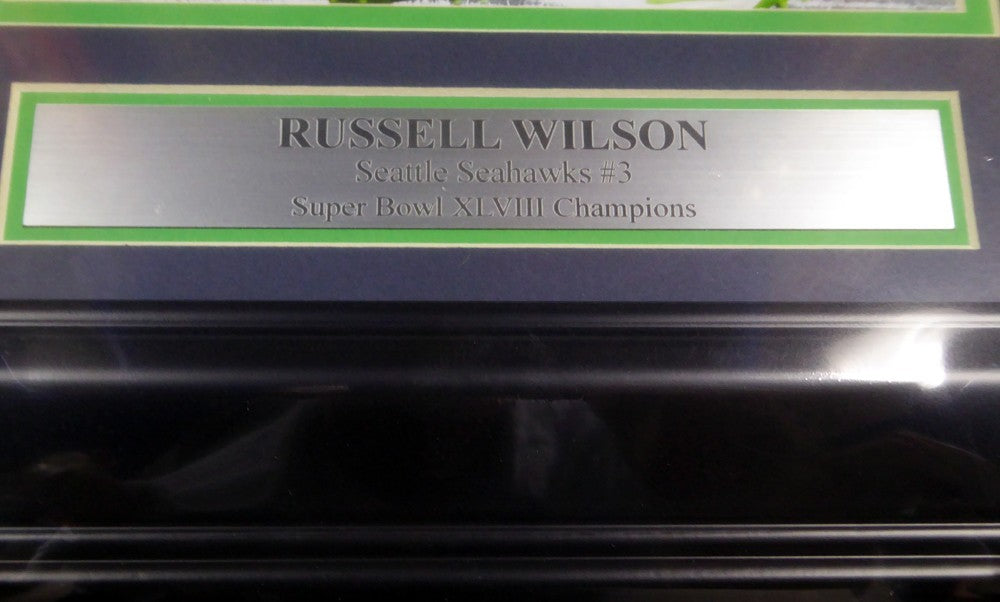 Russell Wilson Signed Framed 8x10 Photo Seattle Seahawks Super Bowl RW Holo