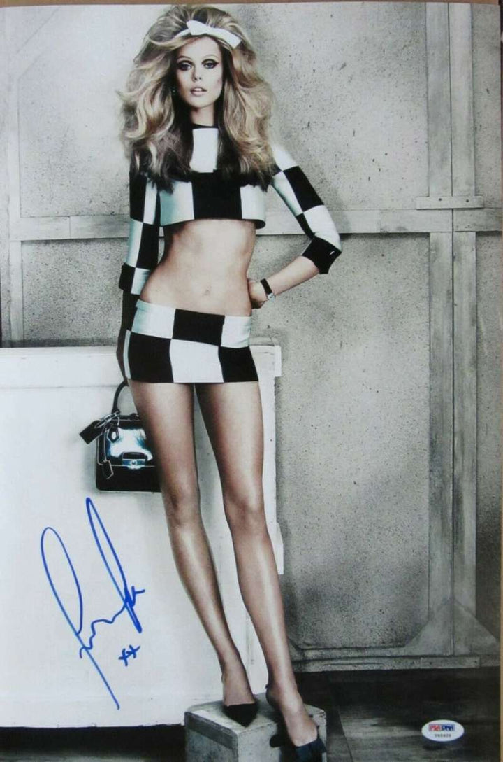 Frida Gustavsson Psa Dna Coa Hand Signed 11x14 Photo Autograph