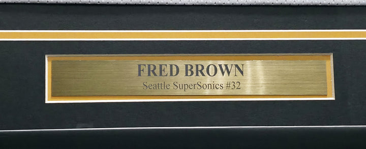 Seattle Supersonics Downtown Fred Brown Signed Framed White Jersey MCS Holo