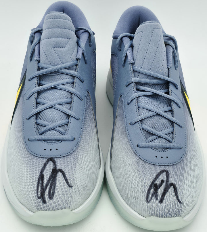 Giannis Signed 2024 PE Promo Nike Zoom Freak 6 Shoes Size 17 BAS Witness