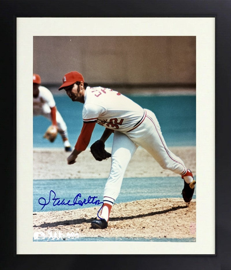 Steve Carlton signed St. Louis Cardinals MLB 8x10 Photo Framed- COA (HOF/4X CY)