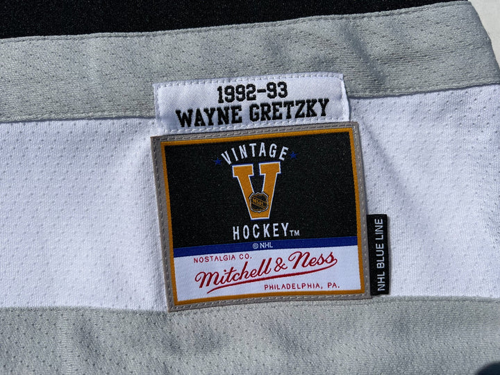 WAYNE GRETZKY SIGNED LOS ANGELES KINGS AUTHENTIC HOCKEY JERSEY M&N JSA LOA