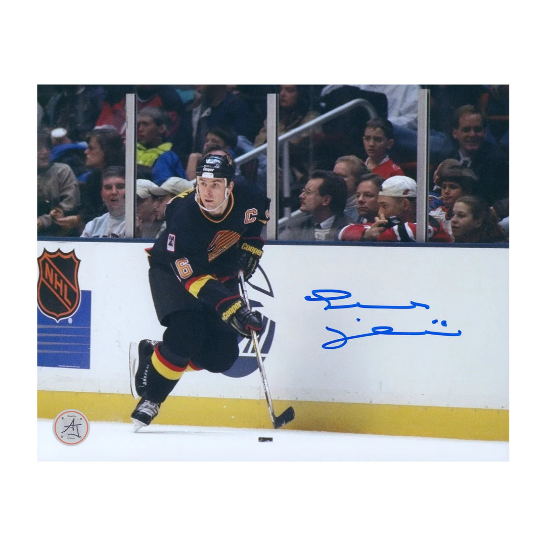 Trevor Linden Signed Vancouver Canucks Puck Rush 8x10 Photo