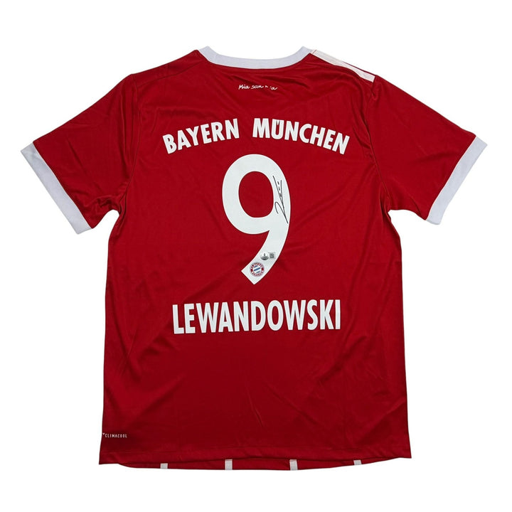 Autographed/Signed Robert Lewandowski Bayern Munich Red Jersey Beckett BAS COA