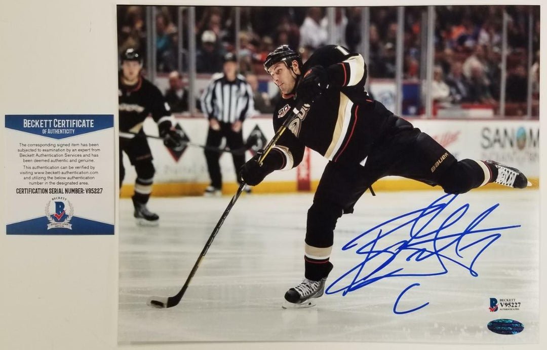 Ryan Getzlaf signed "C" 8x10 Photo Anaheim Ducks Autograph ~ Beckett BAS COA