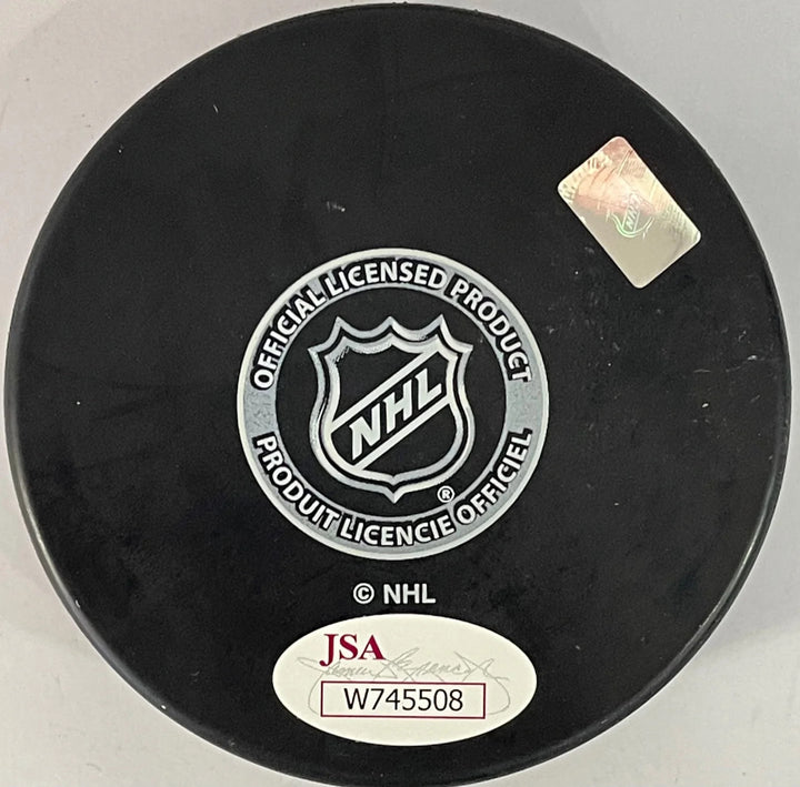 Bobby Hull Autographed Official Chicago Blackhawks Puck (JSA)