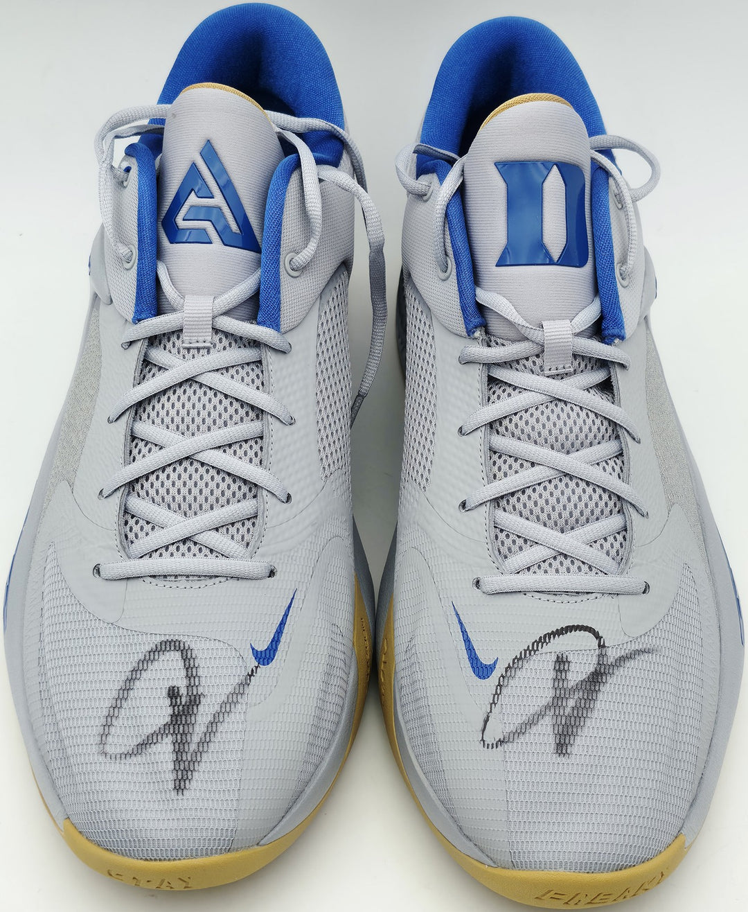 Giannis Auto 2022 (PE) Promo Duke Nike Zoom Freak 4 Game Shoes Size 16 Beckett