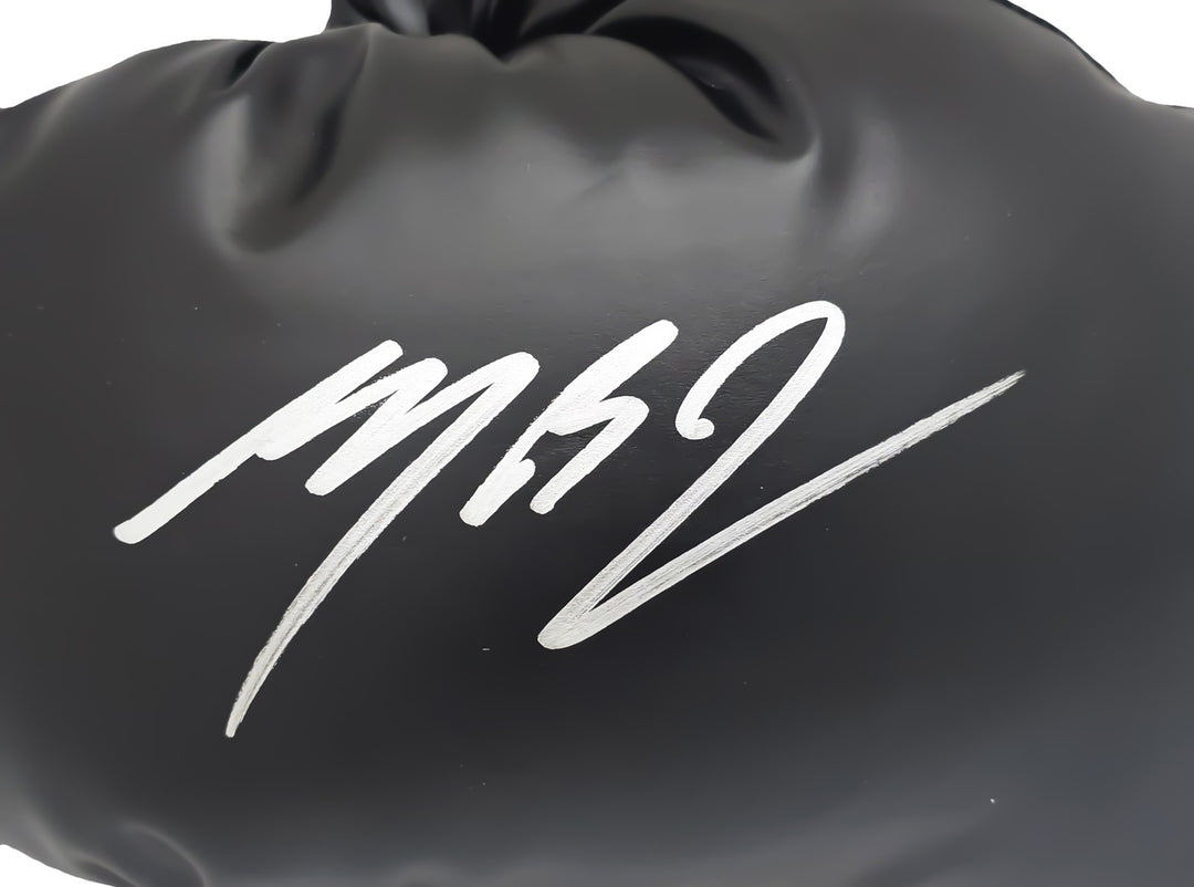 Michael B. Jordan Signed Black Everlast Boxing Glove Left Handed LH Beckett Wit