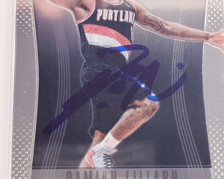 Damian Lillard Signed 2012-13 Panini Prizm RC 245 PSA 9 Sig 10 On Card PSA/DNA