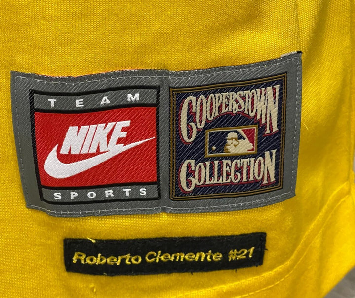 Roberto Clemente Nike Cooperstown Collection Pittsburgh Pirates MLB BB Jersey L