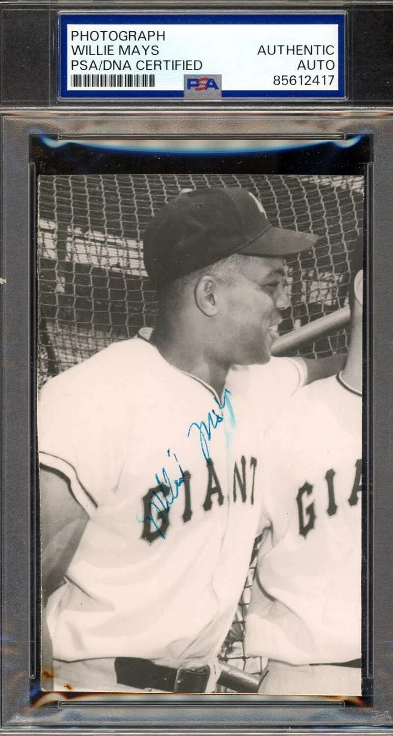 Willie Mays PSA DNA Signed 3x5 Photo Spring 1962 Autograph