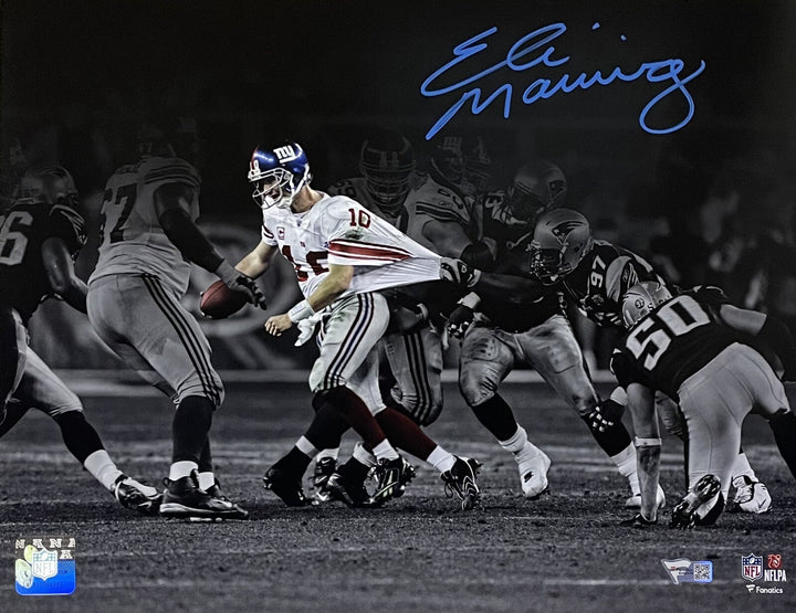 Eli Manning Giants signed 11x14 Spotlight photo SuperBowl MVP Scramble Fanatics