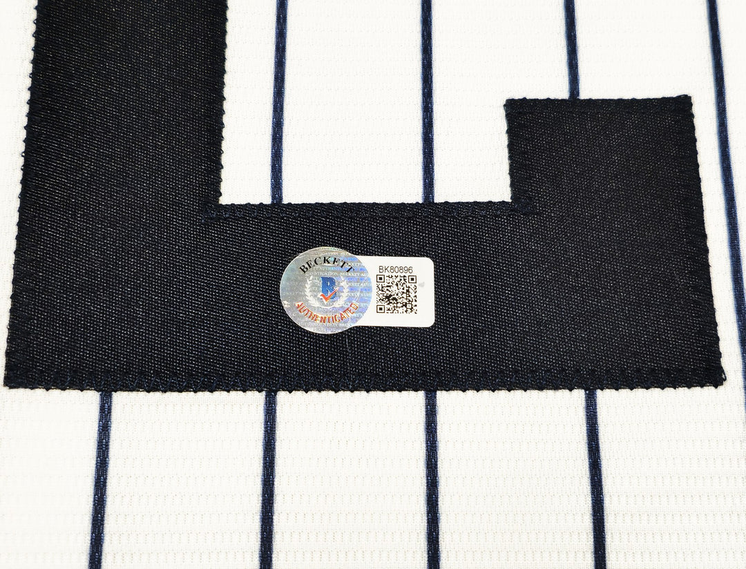 New York Yankees Juan Soto Signed White Pinstripes Nike Jersey Size XL Beckett