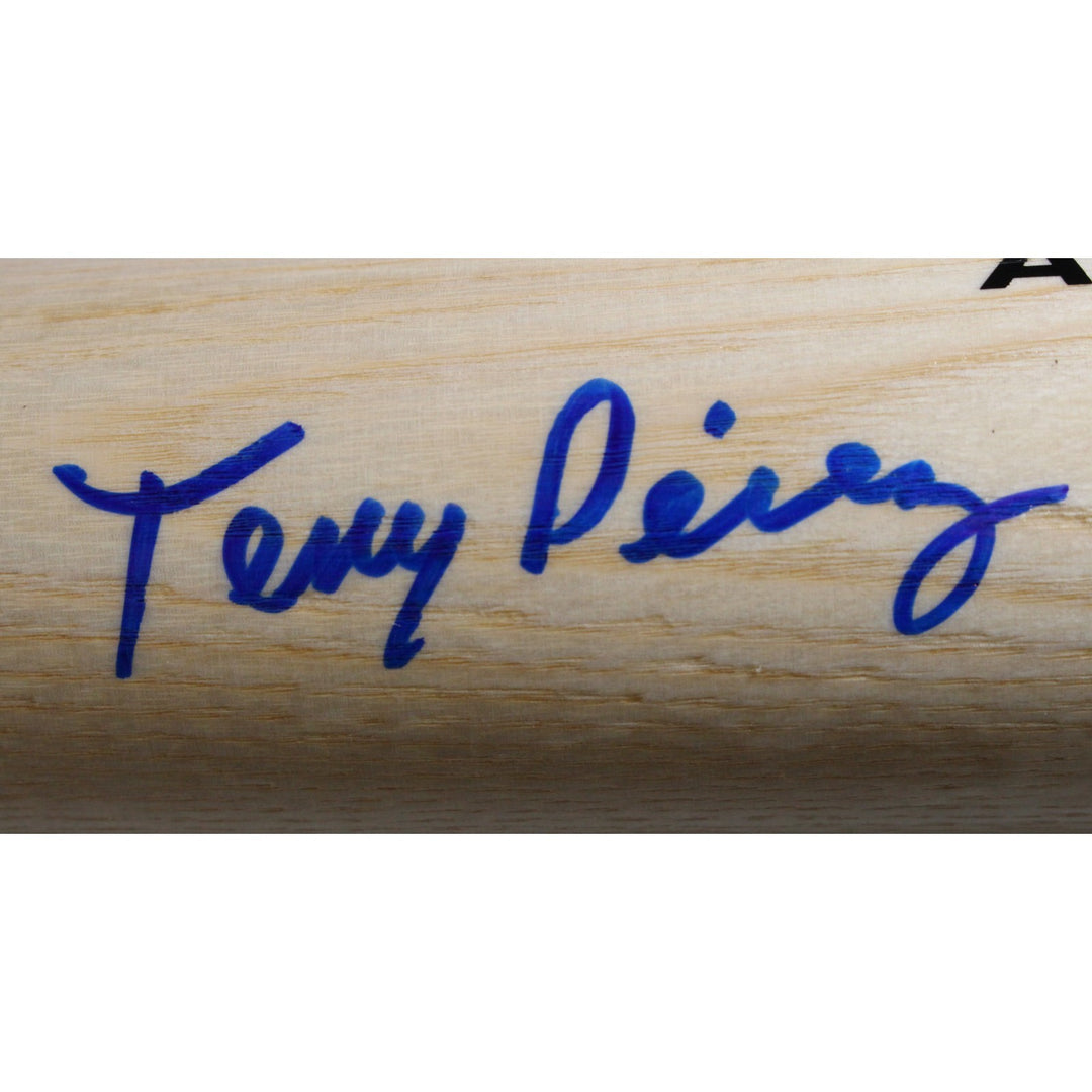 Tony Perez Autographed Cincinnati Reds Blonde Baseball Bat Beckett Witness 54077