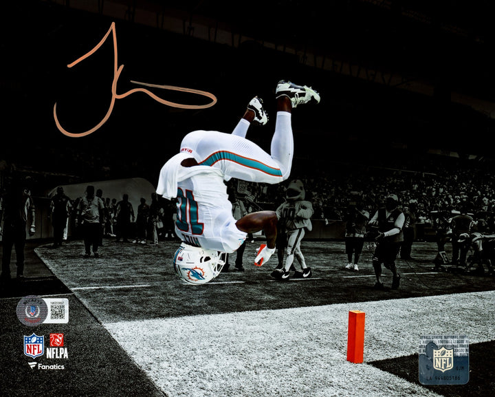 Tyreek Hill Signed 8x10 Photo Miami Dolphins Spotlight Selfie Backflip