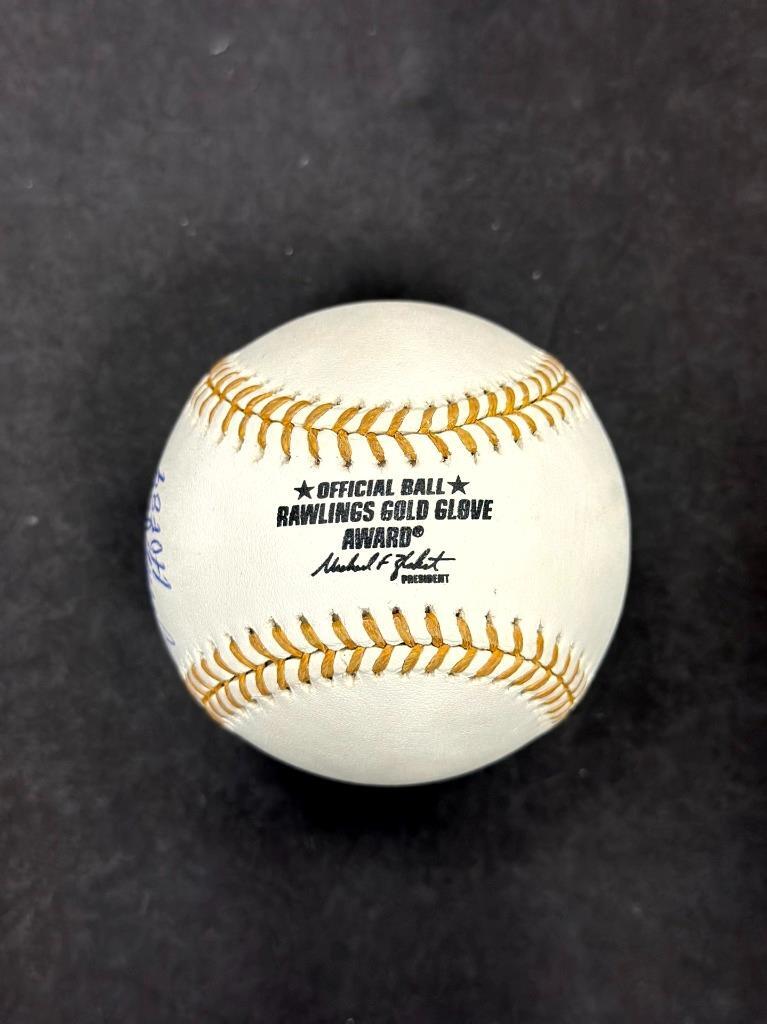 Johnny Bench signed "HOF 89" Gold Glove GG Baseball autograph Beckett BAS