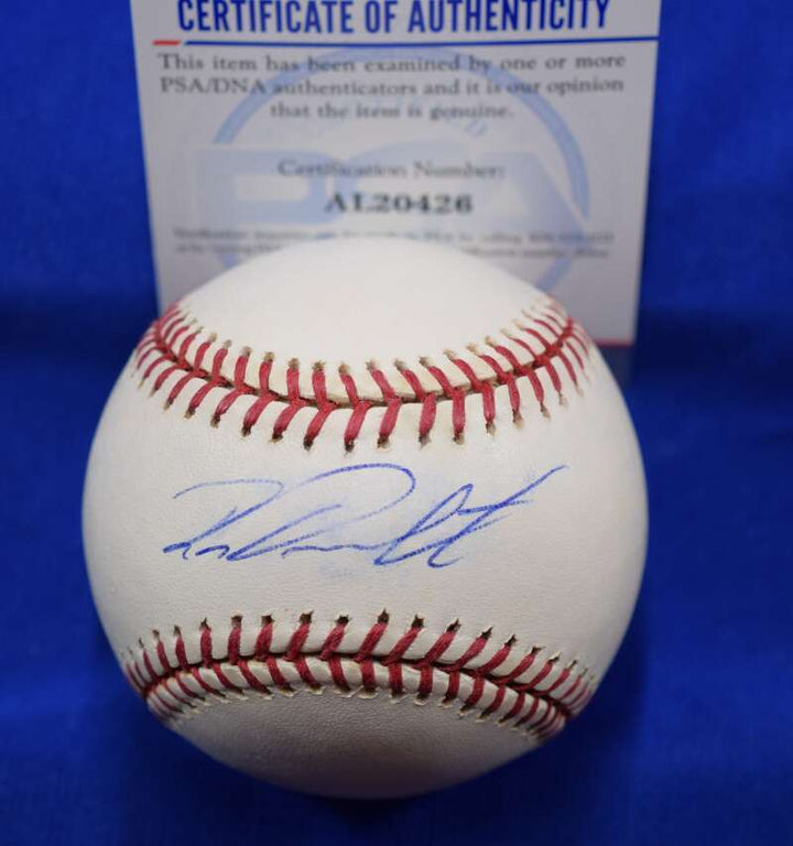 Roy Oswalt PSA DNA Coa Autograph Major League OML Signed Baseball