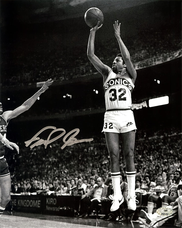 Downtown Fred Brown Signed Framed 8x10 Photo Seattle Supersonics MCS Holo