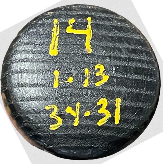 Jose Castillo signed Louisville Slugger 125 Game Used Model I 13 34” Pirates Bat