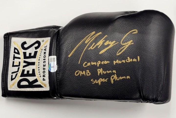 Mikey Garcia signed "Campeon Mundial" Boxing Glove autograph ~ Beckett BAS
