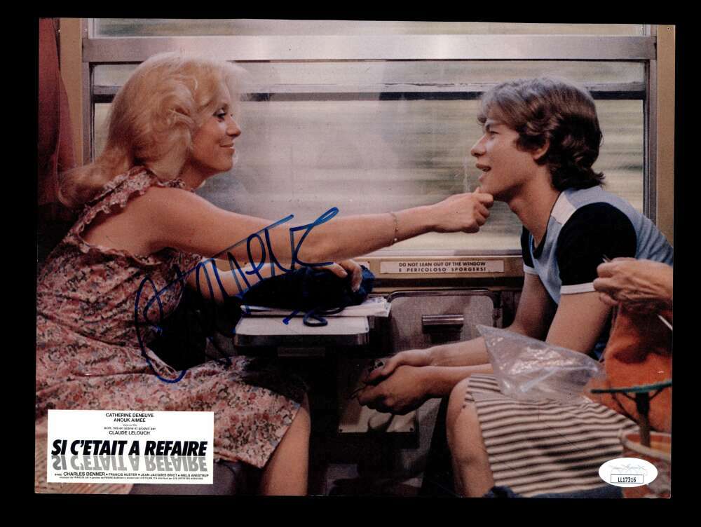 Catherine Deneuve JSA Coa Signed 8x10 Si c'etait a refaire Photo Autograph