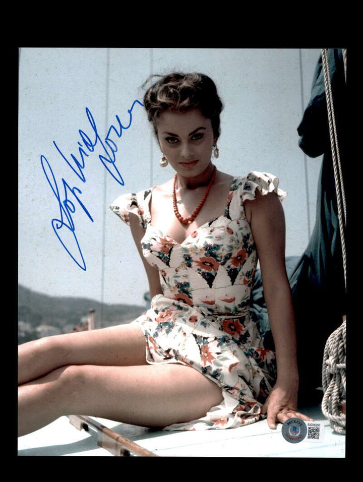 Sophia Loren Beckett Signed 8x10 Photo 2 Autograph