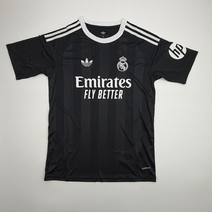 Autographed/Signed Thibaut Courtois Real Madrid Black Jersey Beckett COA