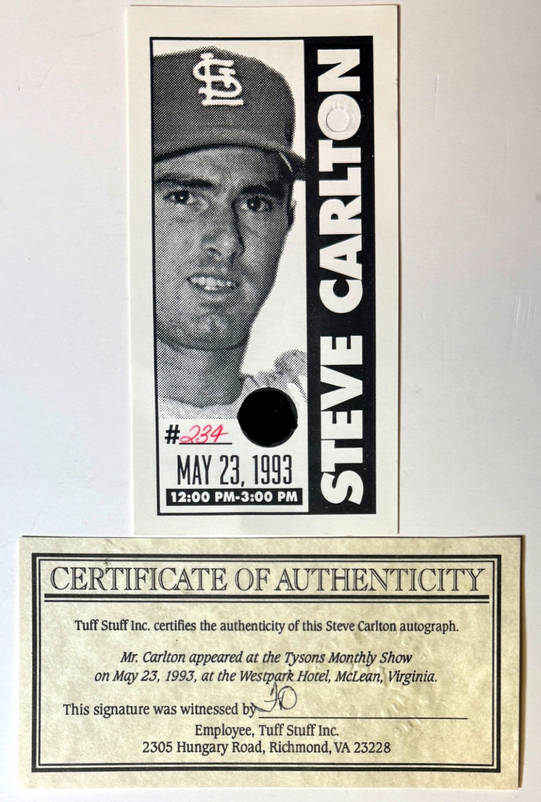 Steve Carlton signed St. Louis Cardinals MLB 8x10 Photo - COA (HOF/4X CY/Lefty)
