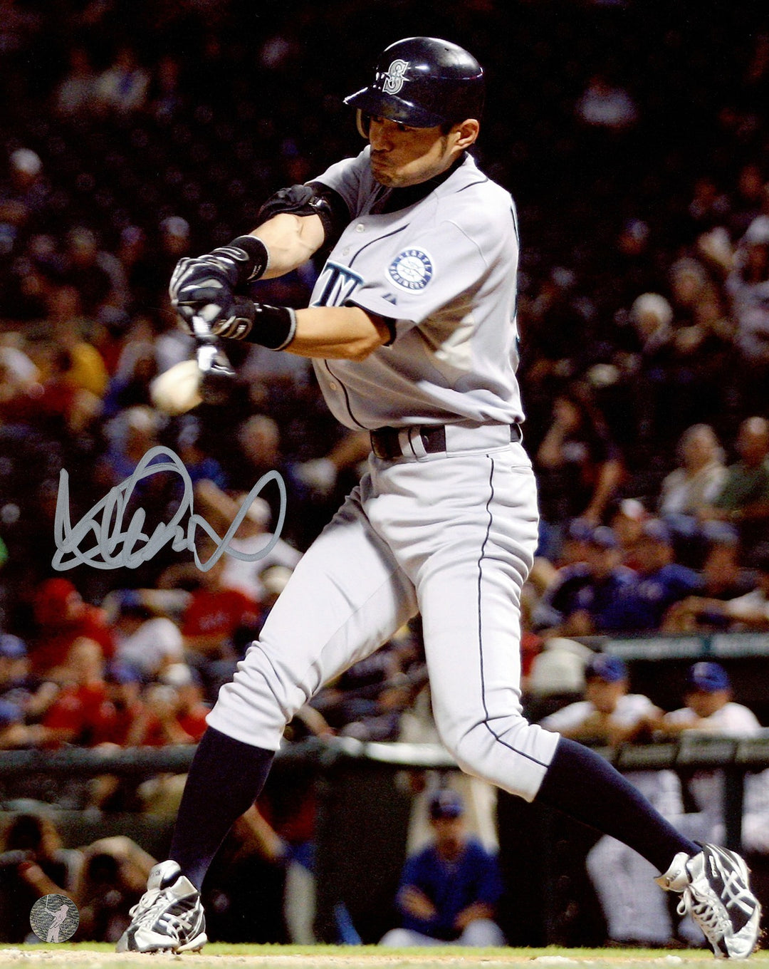 Ichiro Suzuki Autographed Signed 8x10 Photo Seattle Mariners IS Holo