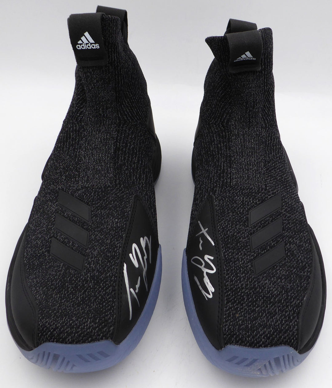 Trae Young Auto Black Adidas Shoe Hawks Light Strike Size 12.5 Beckett BL93437