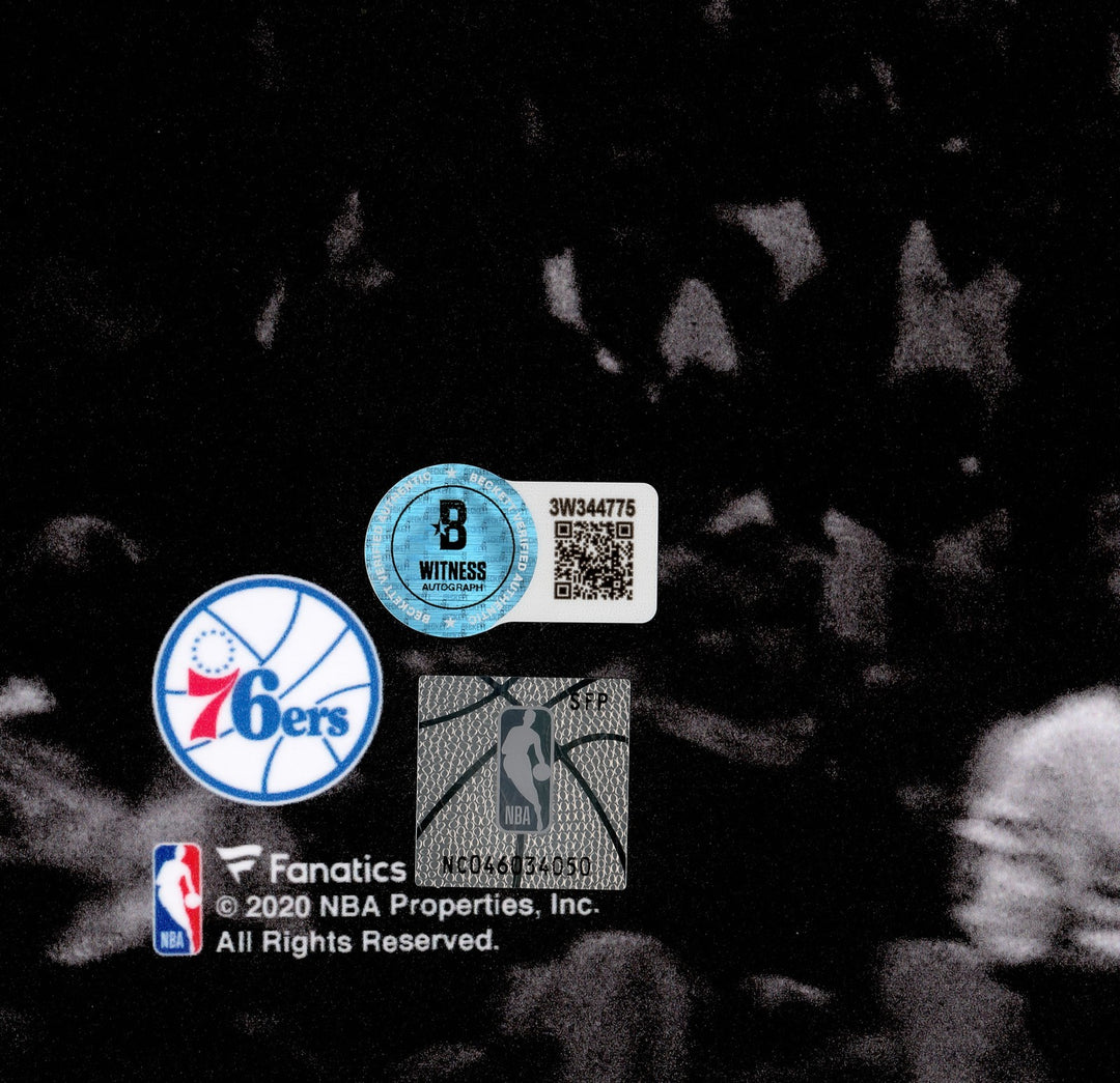Julius "Dr. J" Erving Signed 16x20 Photo Philadelphia 76ers Beckett BAS Witness