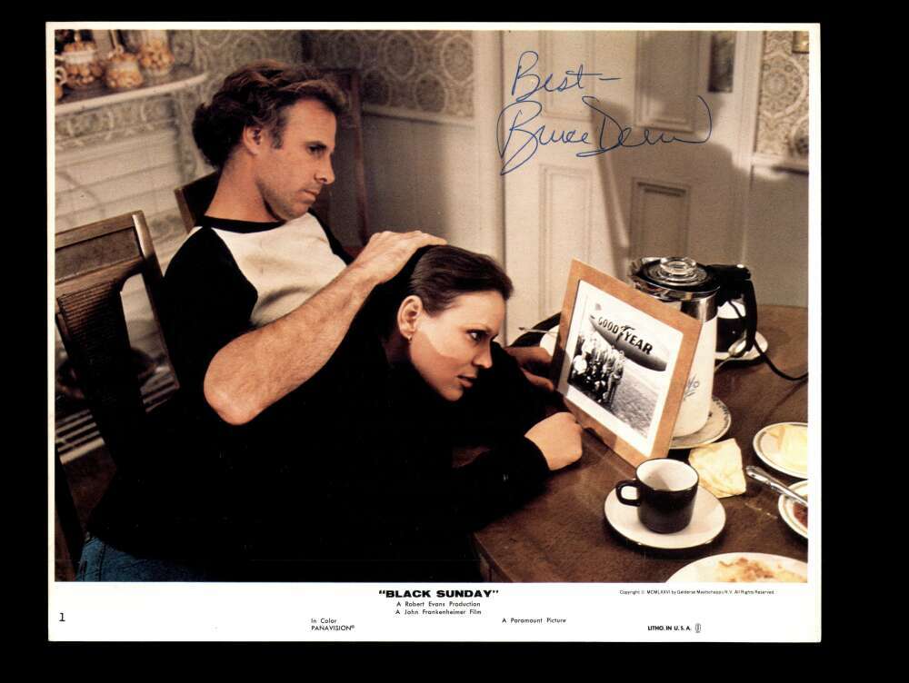 Bruce Dern JSA Coa Signed 8x10 Black Sunday Photo Autograph