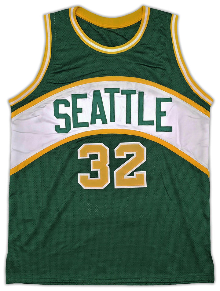 Seattle Supersonics Downtown Fred Brown Signed Green Jersey MCS Holo