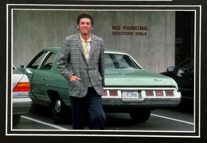 Michael Richards Seinfeld Kramer's Signed License Plate Framed JSA COA ASSMAN