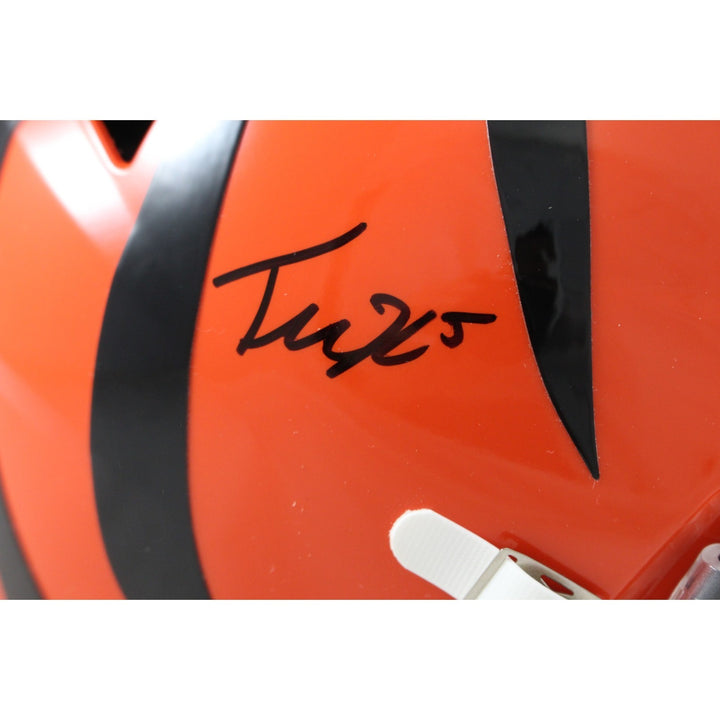 Tee Higgins Autographed Cincinnati Bengals Mid-Size Midi Helmet Beckett W 57929
