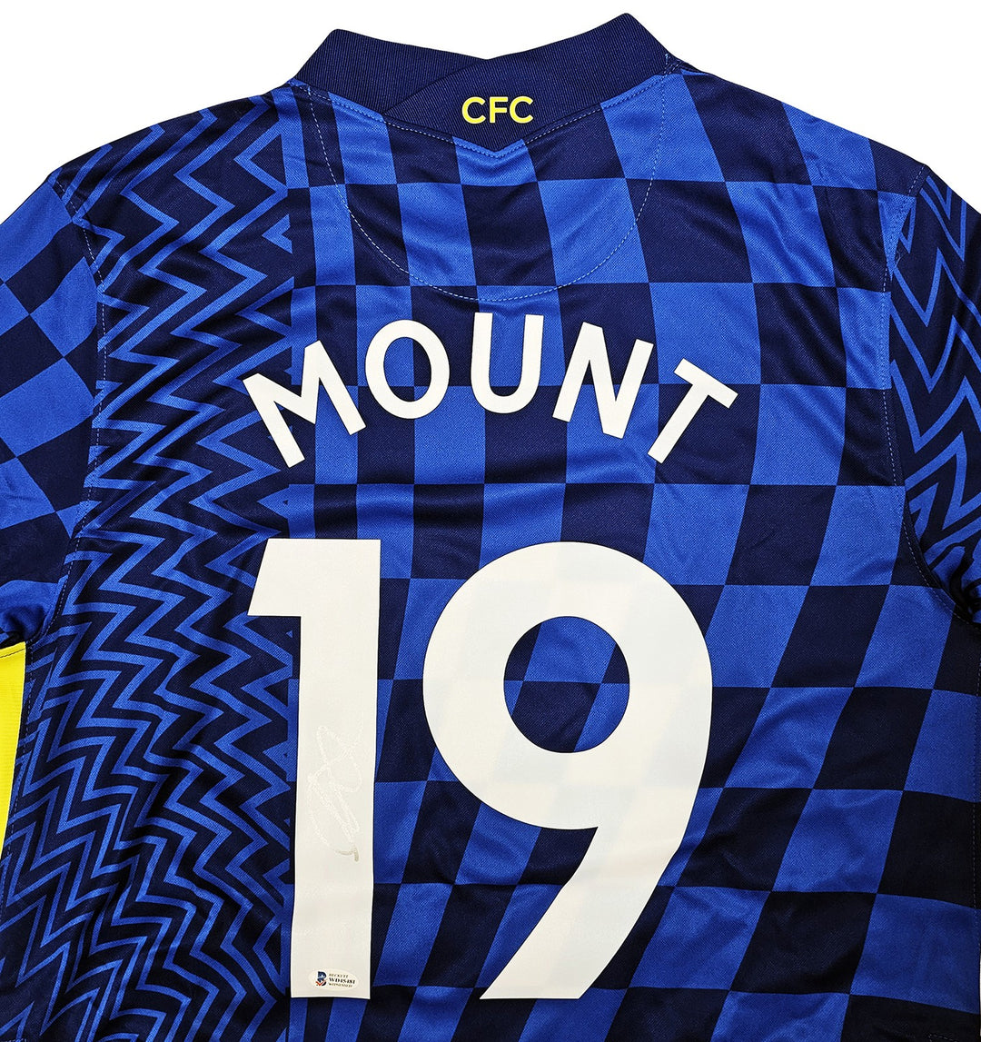 Chelsea F.C. Mason Mount Auto Signed Blue Nike Jersey Size M in Silver Beckett