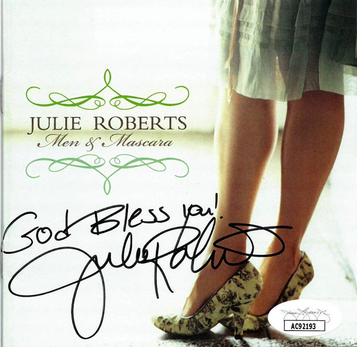 Julie Roberts signed 2006 Men & Mascara Album Booklet w/CD w/ God Bless You- JSA