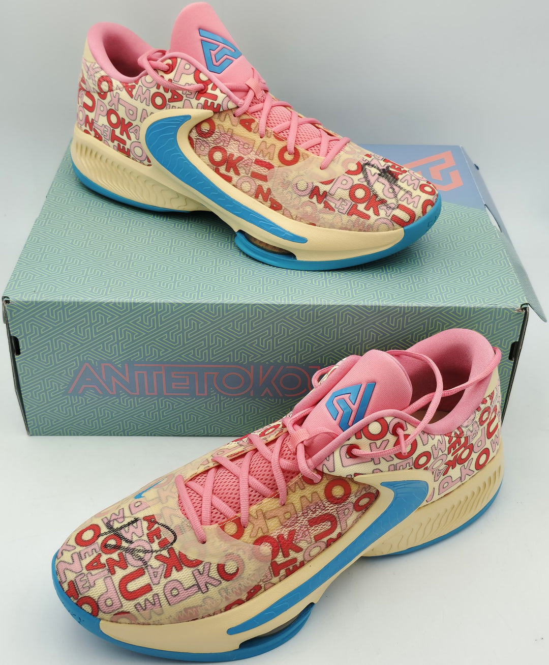 Giannis Antetokounmpo Auto Signed Nike Zoom Freak 4 Shoes Bucks Size 17 Beckett