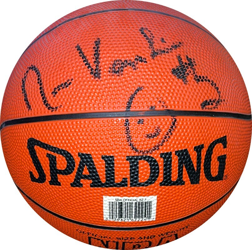 Norm Van Lier signed Spalding NBA I/O Basketball #2  (Chicago Bulls– Beckett Rev