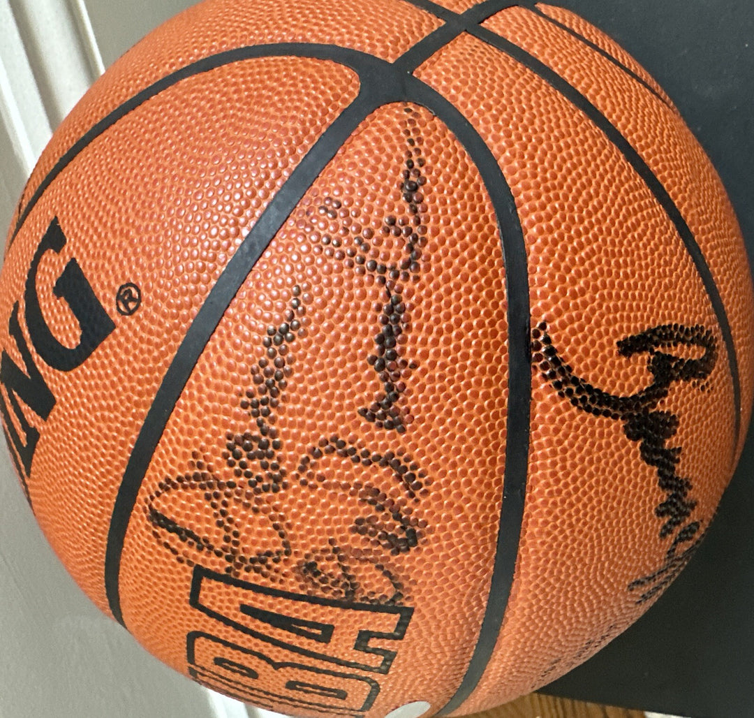 1969 70 NY Knicks Team Signed Nba Championship Basketball 8 auto Frazier Steiner