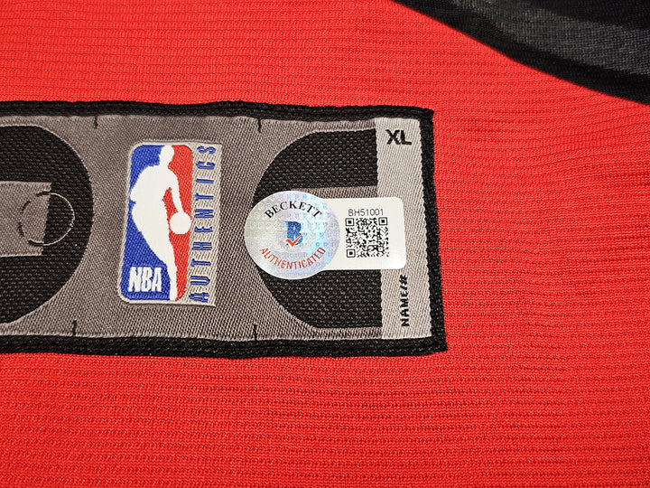 Portland Trailblazers Damian Lillard Signed Red Fanatics Jersey Size XL Beckett