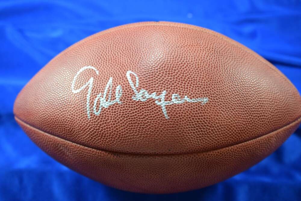 Gale Sayers Beckett BAS Autograph Official NFL Wilson Signed Football