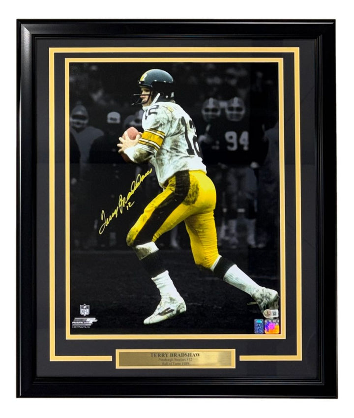 Terry Bradshaw Signed Framed 16x20 Pittsburgh Steelers Spotlight Photo BAS