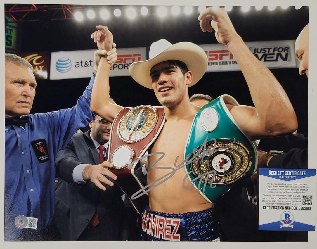 Gilberto Ramirez signed 11x14 Photo WBO Boxing Champ Auto (D) ~ Beckett BAS COA