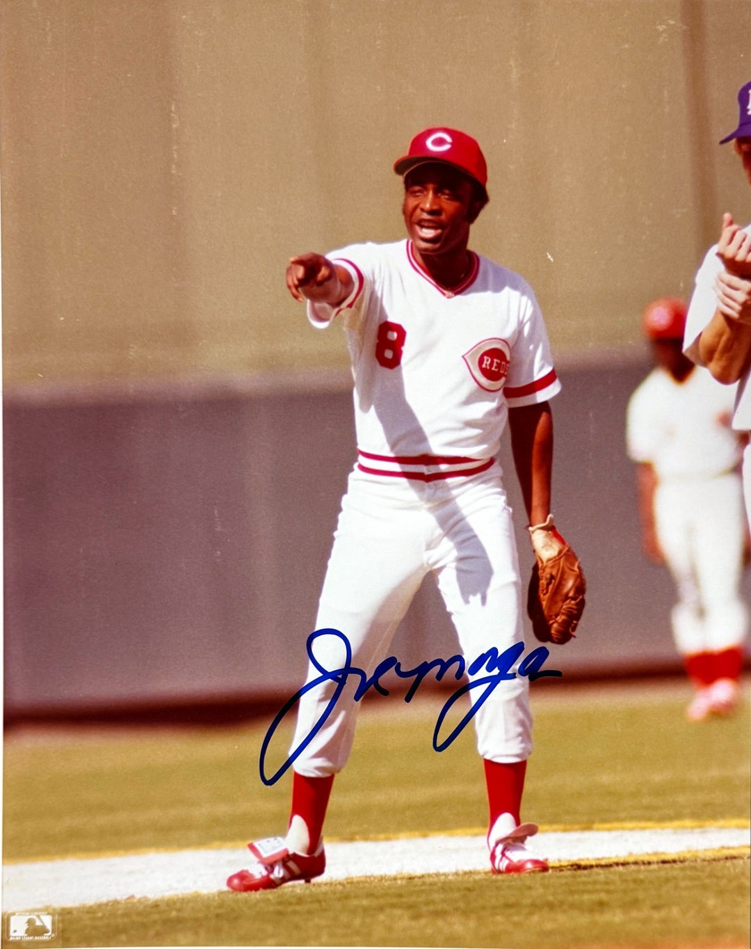 Joe Morgan signed Cincinnati Reds MLB 8x10 Photo minor dings-COA BIG RED MACHINE